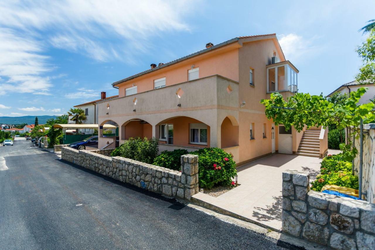Holiday House Snjezana Veglia Exterior foto